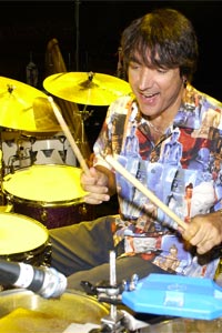 Walfredo Reyes Jr - drums